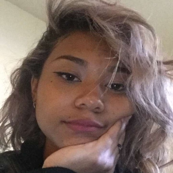 Meet your Posher, Chia - Picture 1 of 1